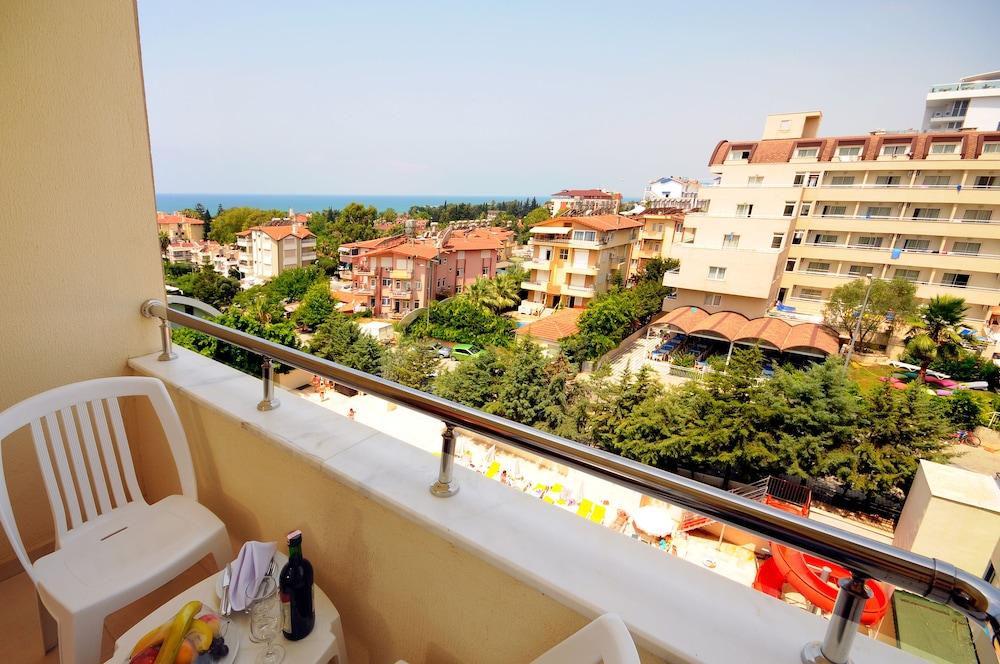 Sunbeach Hill Hotel Side Exterior foto